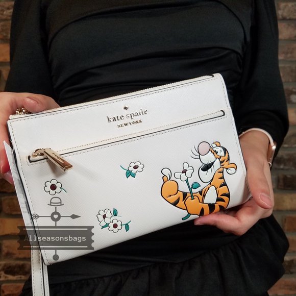 kate spade Handbags - DISNEY X KATE SPADE NEW YORK TIGGER WRISTLET K6871 NWT $169 AUTHENTIC